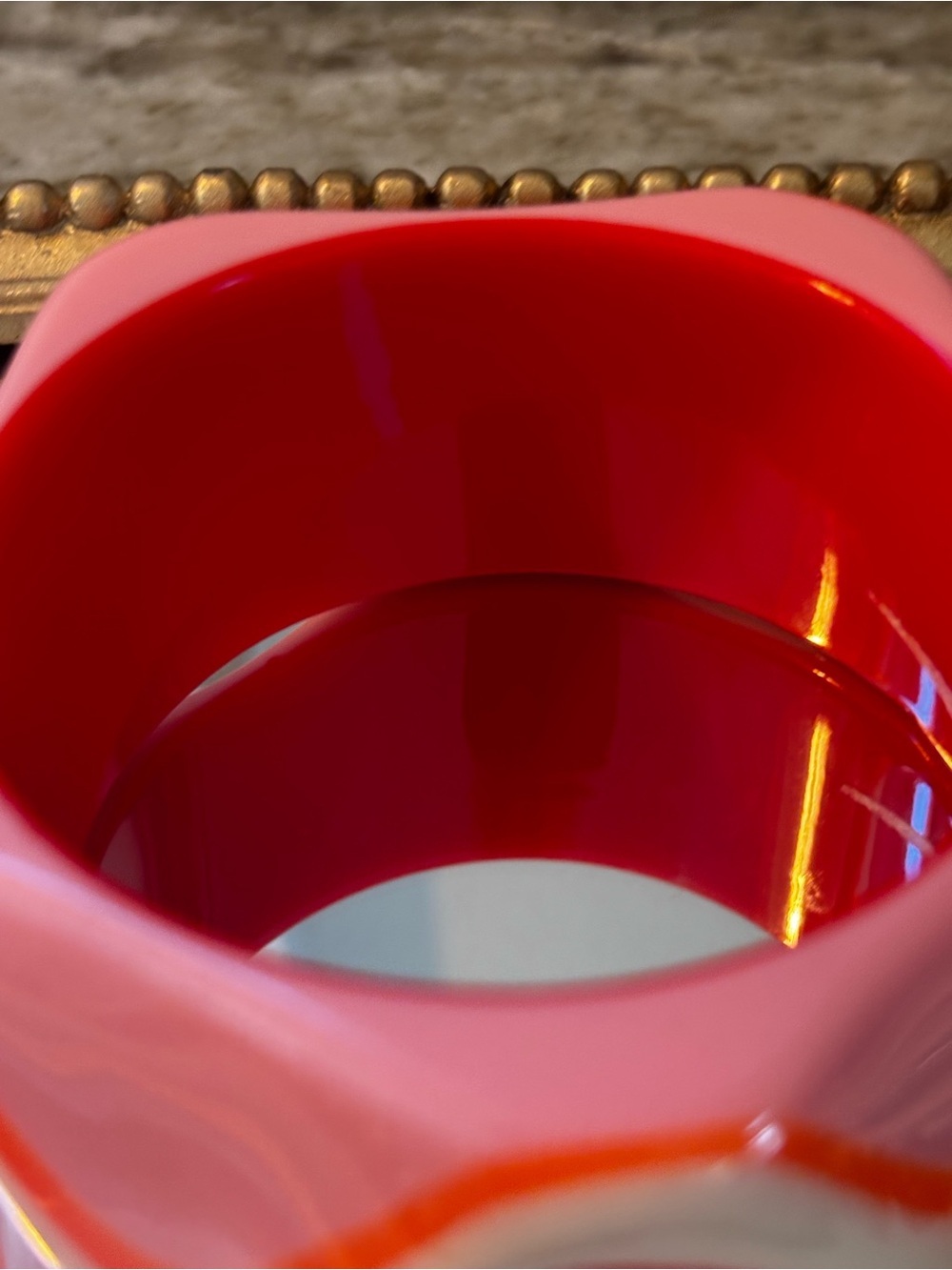 Vintage Wavy Resin Bangle in Pink, Red & Orange - Picture 3 of 3